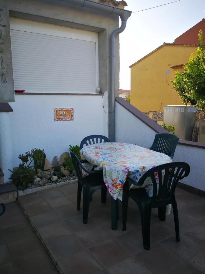 Villetta Da Carla Castello  D'Empuries Kültér fotó